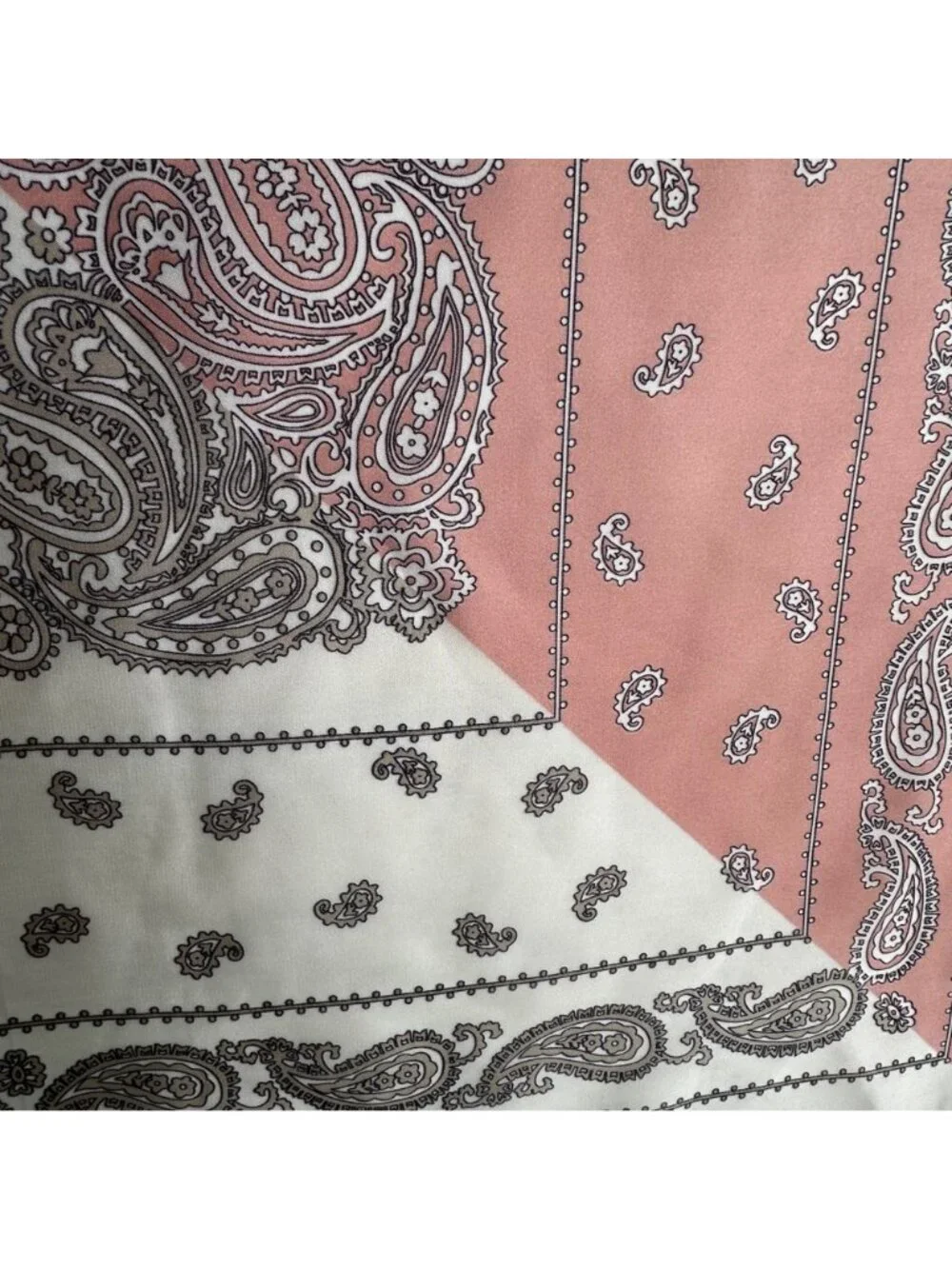 ❤️Silky Two Tone Paisley Satin Scarf Pink White Bandana Square Luxury Accessory
